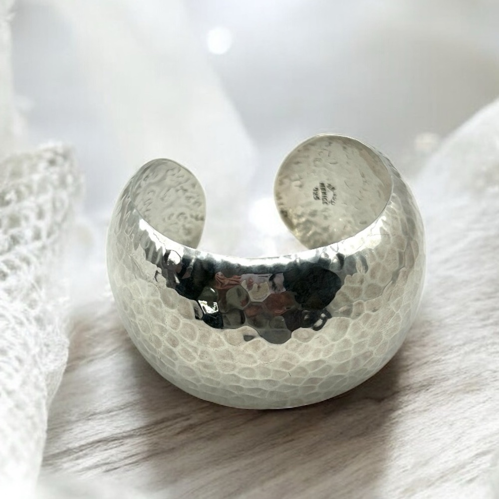 Taxco Mexico 925 Sterling Silver Hammered Wide Cuff EUC — Beautiful!! | 7” | 52g